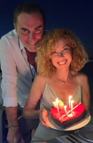 İnci Türkay'dan 50. yaş kutlaması...